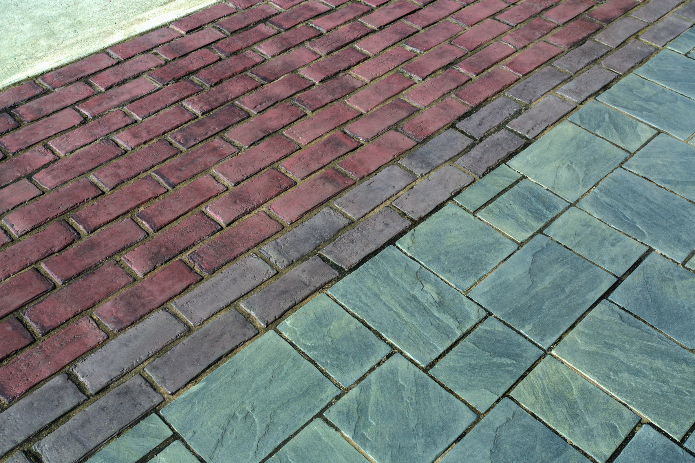 Red bricks and gray stone tiles walkway