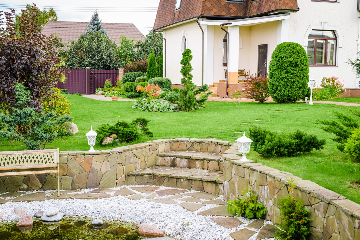 Beautiful garden with lush greenery and landscaped design.